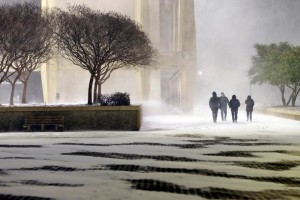 Photograph by: Peter Casey Fans leave in the snow from the ice hockey game between the Norfolk Admirals and Trois-Riveres Lions at Scope Arena in Norfolk, Va., on Saturday, Jan. 31, 2026. 