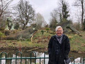 A stranger bravely risked the virus to take this photo for me.