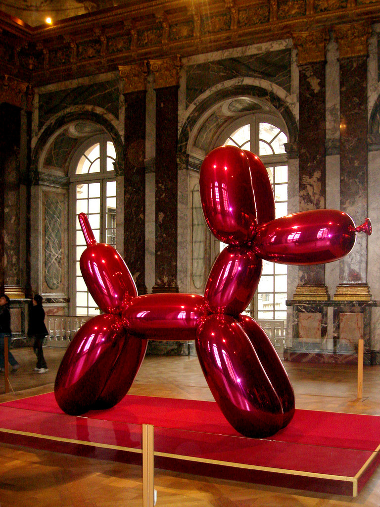 Jeff Koons - Magenta balloons dog